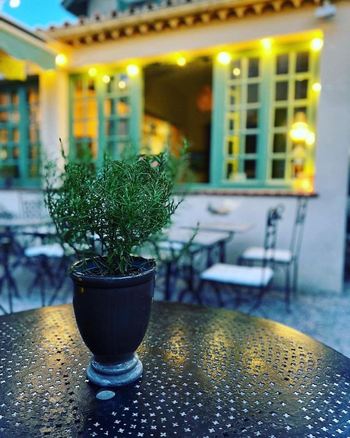 Hotel Le Ponteil 앙티브 외부 사진